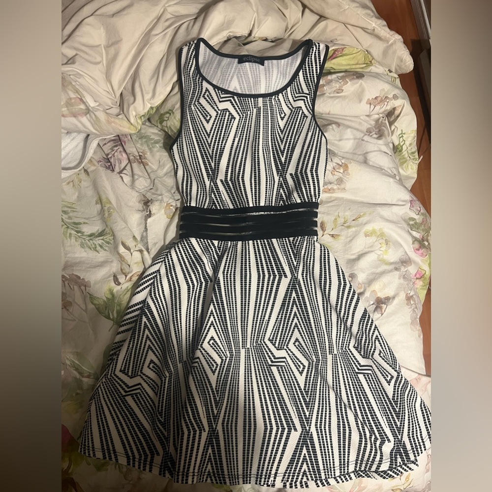 Eclipse dress size small